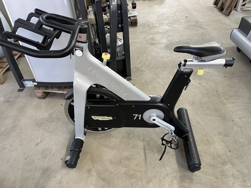 Technogym group cycle indoor - group,