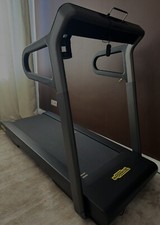 technogym laufband 